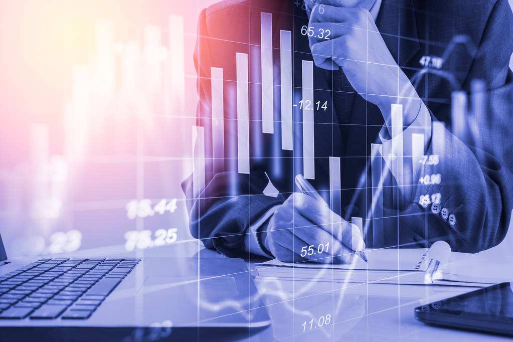 ห้าเหตุการณ์สำคัญในตลาดการเงินปัจจุบัน: ฟิวเจอร์ส Nasdaq และ Dow ร่วงลงประมาณ 100 จุด น้ำมันสหรัฐฯ พุ่งเหนือ 70 ดอลลาร์